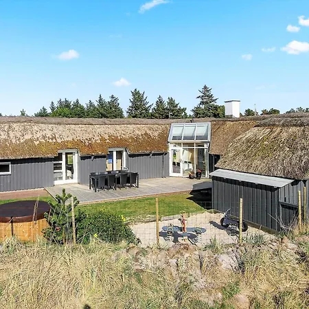 Vakantiehuis Ansine - 1-2km From The Sea By Interhome