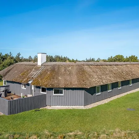 Ansine - 1-2km From The Sea By Interhome *