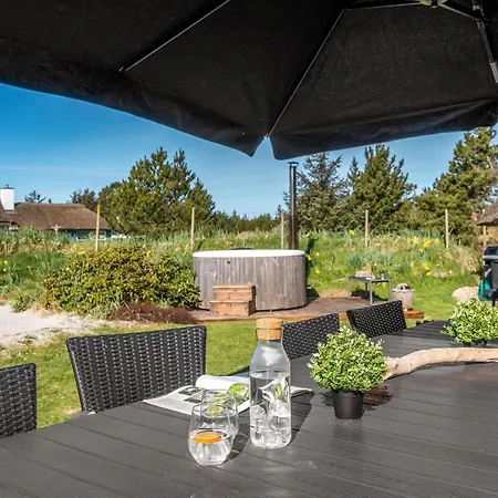 Ansine - 1-2km From The Sea By Interhome